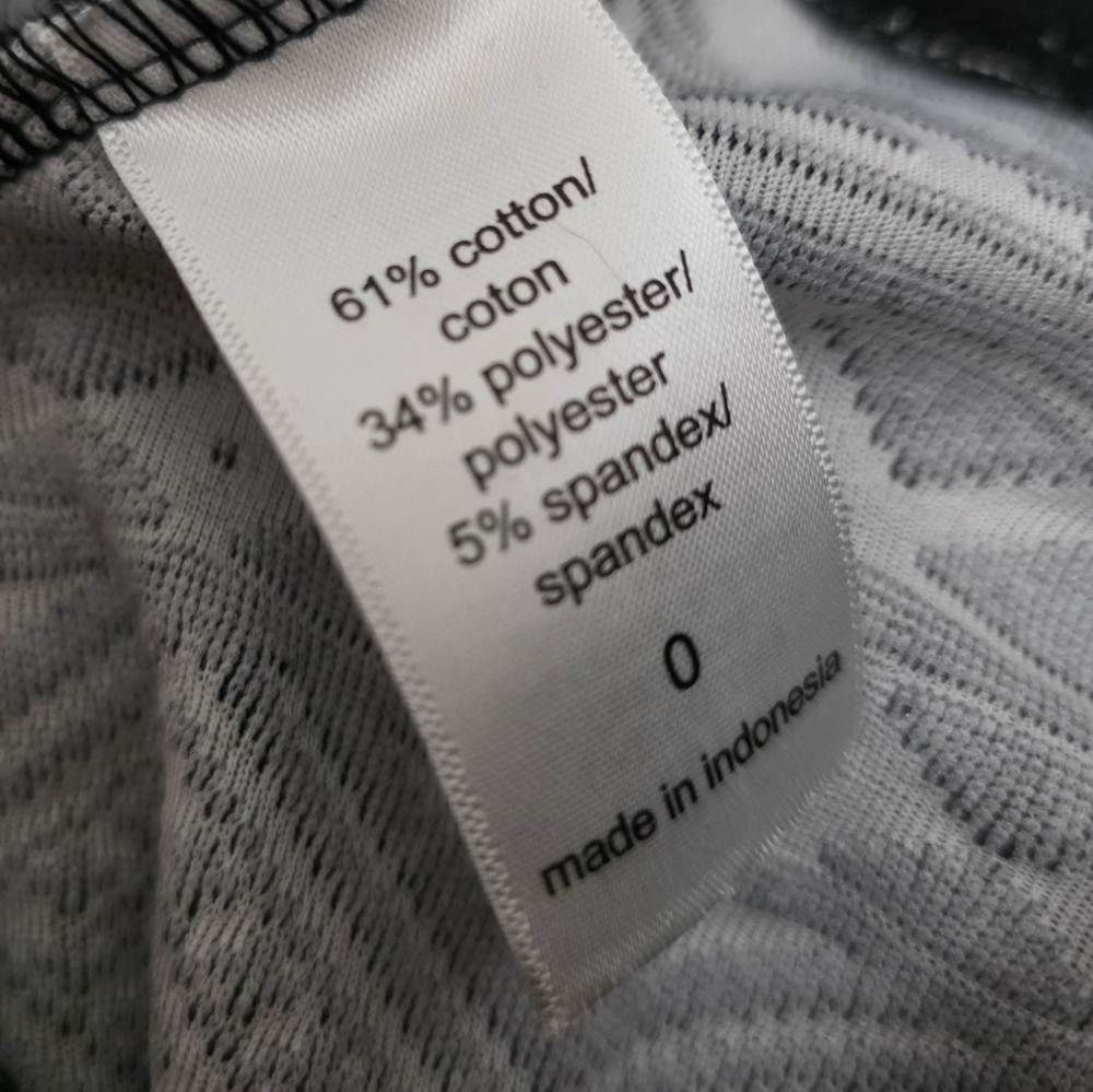 Black Patterned Leggings - image 8